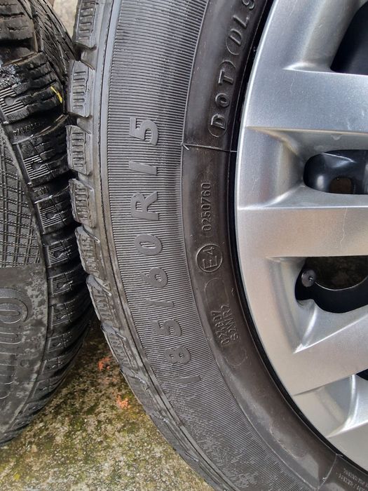 Set 4 cauciucuri, Jante tabla și capace 185/60/R15