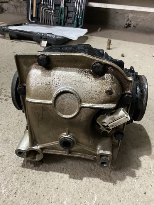 Бмв Блок редуктор 3.23