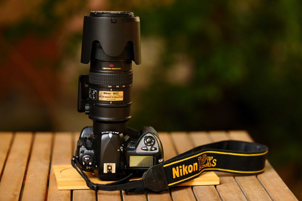 Nikon D2X s + 70-200 2.8 VR