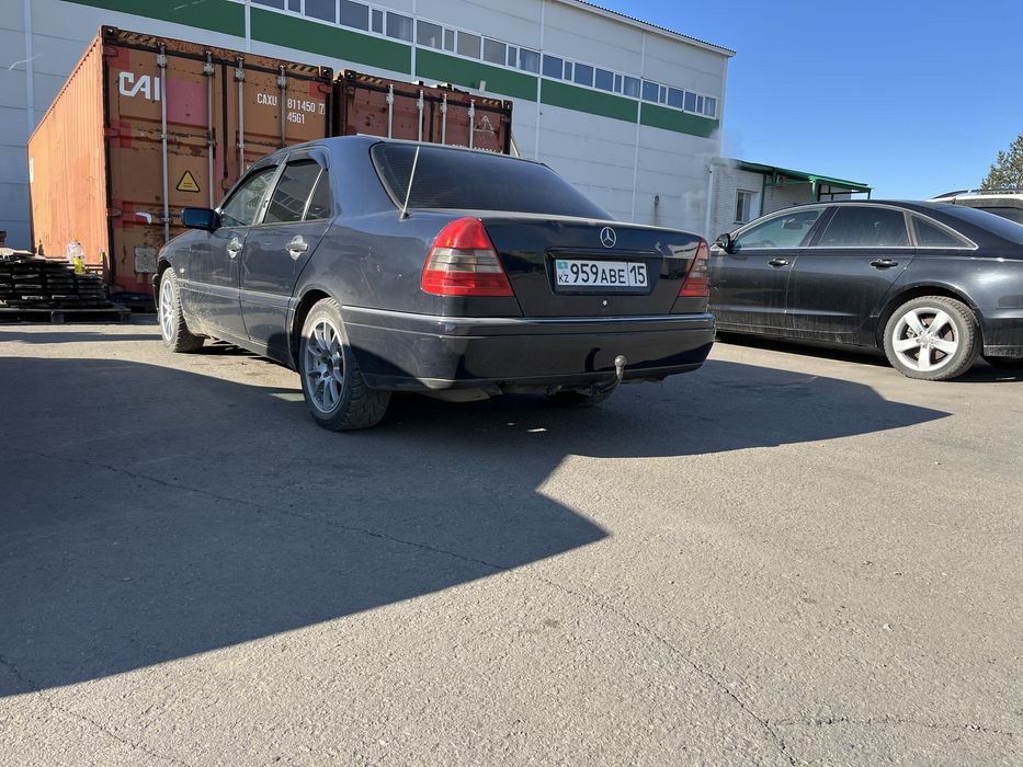 Продам хорошего мерса