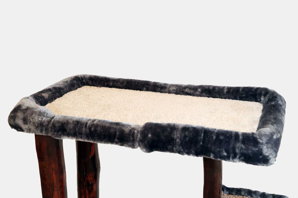 Продаётся домики для кошек и котят. Из натурального материалов.