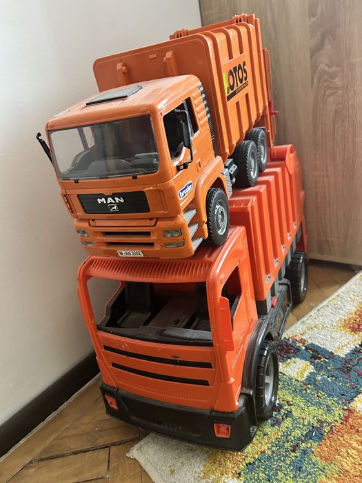 Jucari camioane de gunoi