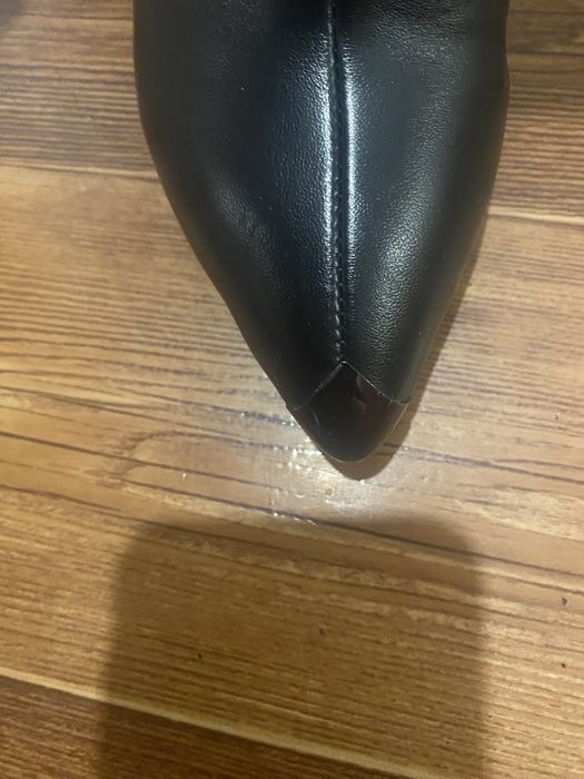 Продам весенние сапоги