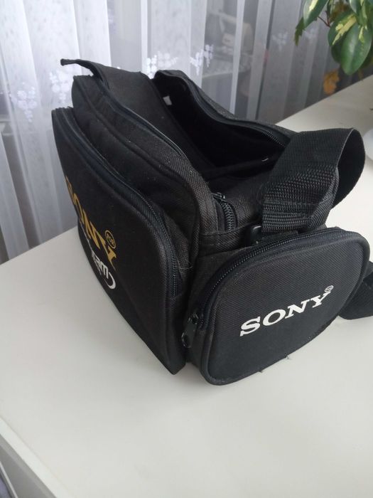 Фотокамера SONY DSC-F717