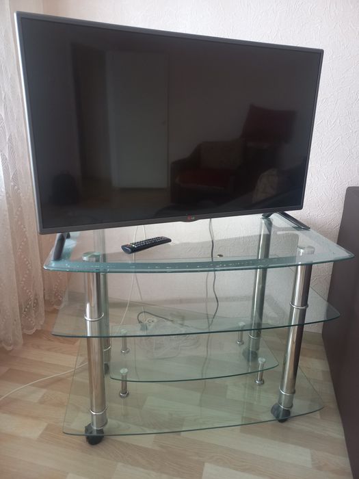 Подставка под телевизор