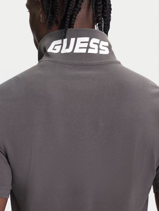 Поло Guess