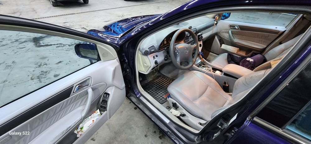 Mersedes c 200. Kompressor