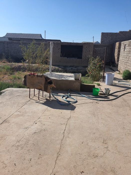 Xovli sotiladi narxini