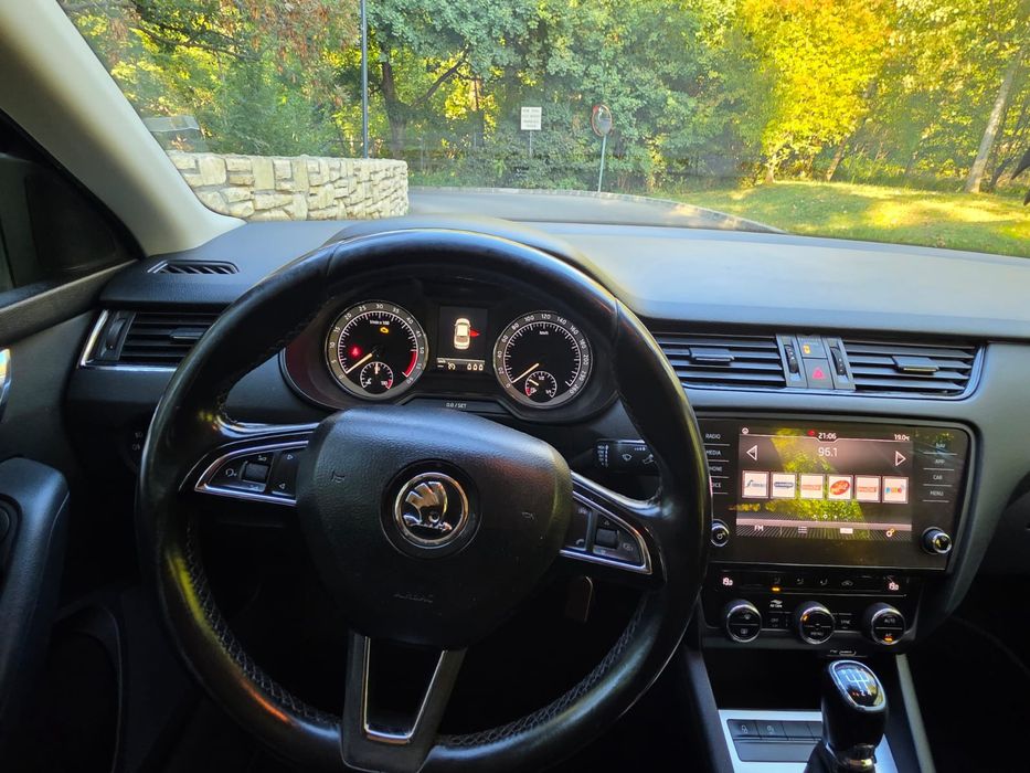 SKODA Octavia 2018 — imagine 5