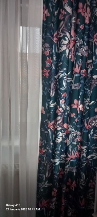 Draperie catifea verde