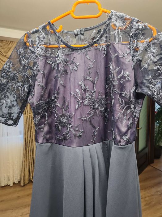 Îmbrăcămintea damă