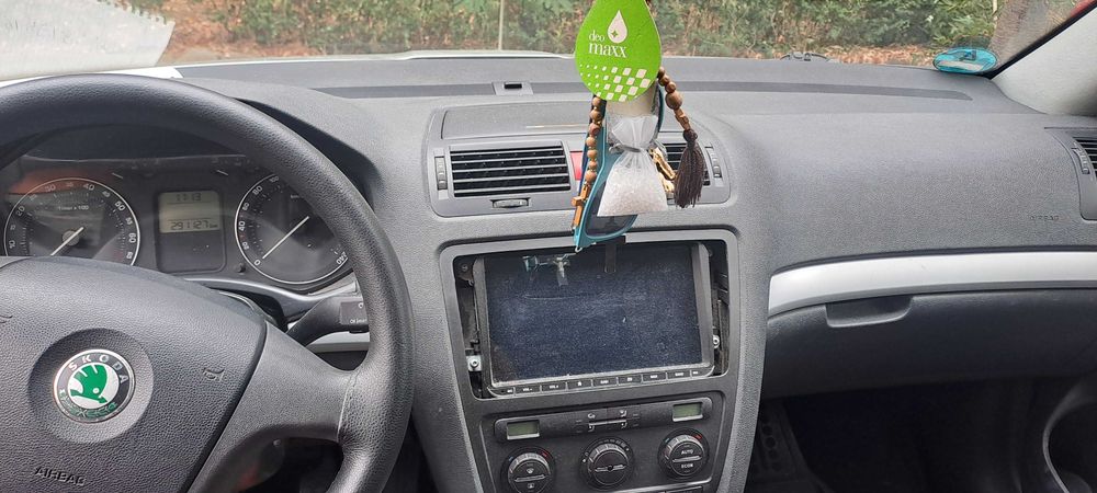 Skoda octavia 2 1.6 mpi + gpl