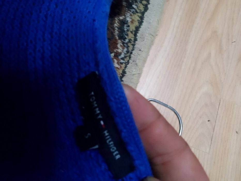 Дрехи на едро и дребно