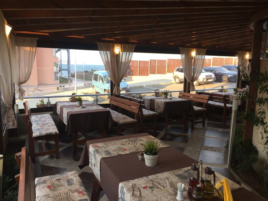 Продава се Заведение в Ахтопол - 500 кв.м за 630 €/кв.м - Снимка #3