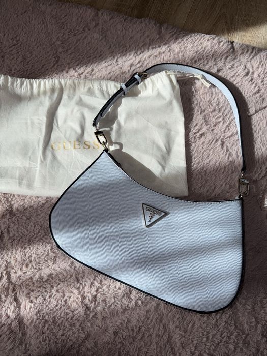 Чанта Guess Noelle