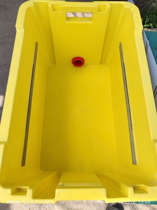 Vând tava/banc/masă de descăpăcit