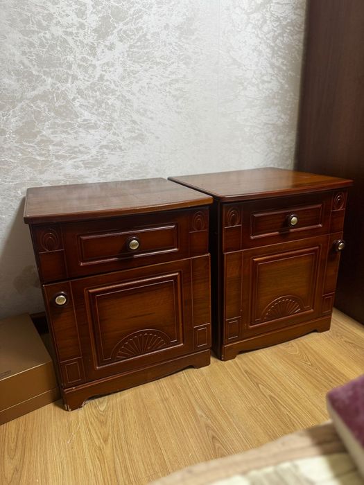 Продам спальний гарнитур