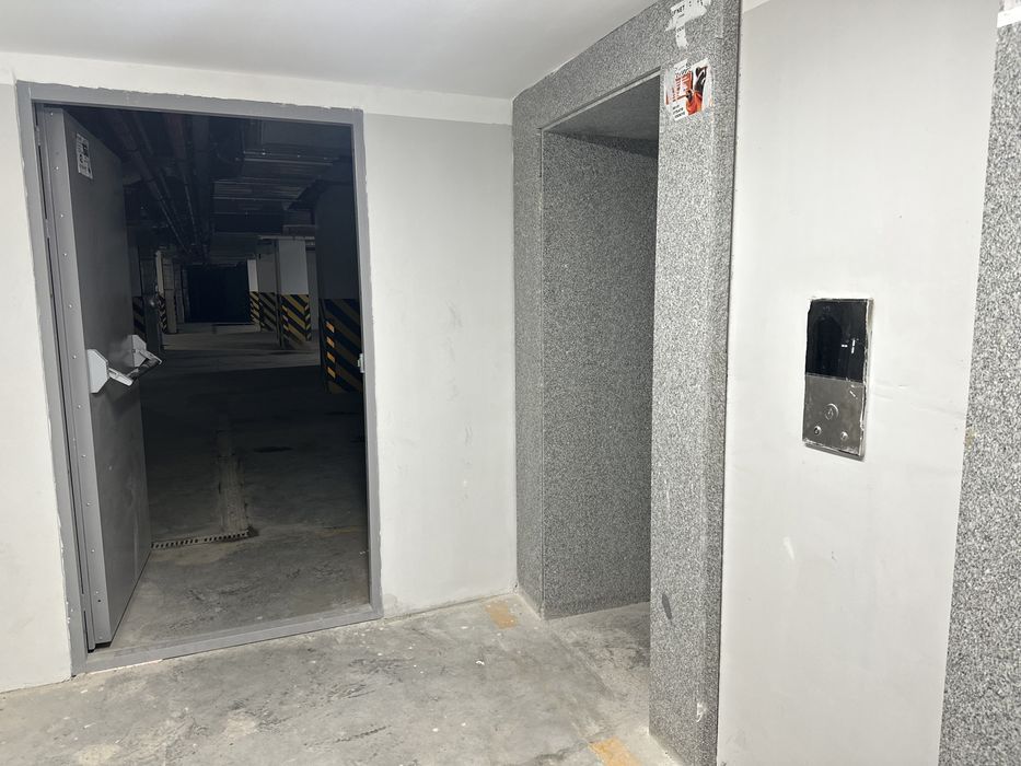 Продается кваритра каробка с кадастром