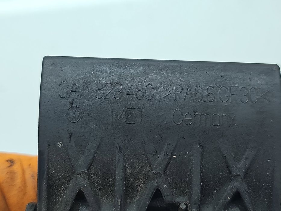 Maner deschidere capota Volkswagen Passat B7 (365) Variant [Fabr 2010-