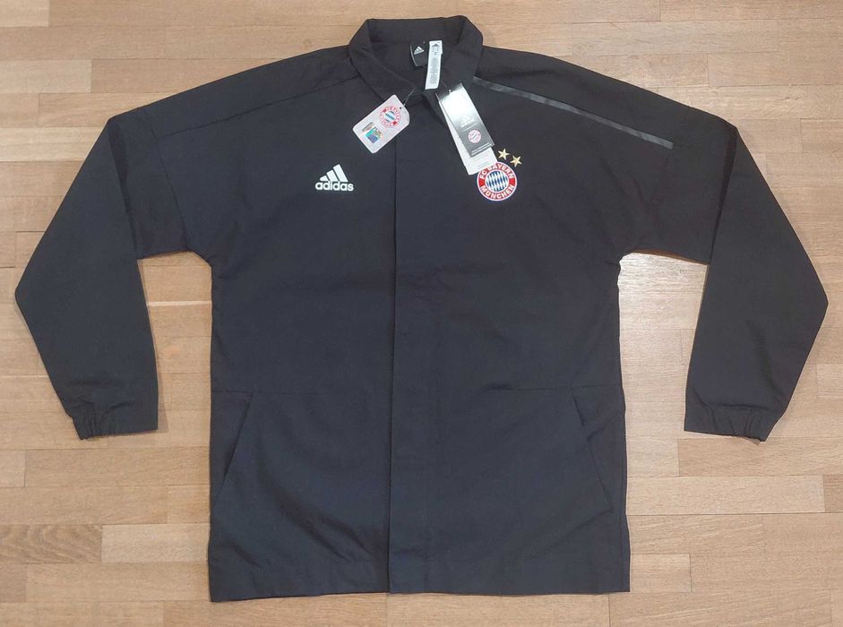 НОВО Bayern Munchen Adidas яке елегантно черно НОВО с ЕТИКЕТ Байерн