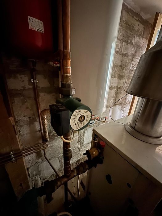 Centrala termica  și rezervor gaz