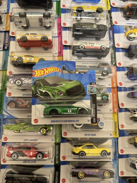 дефектна количка hot wheels 2023