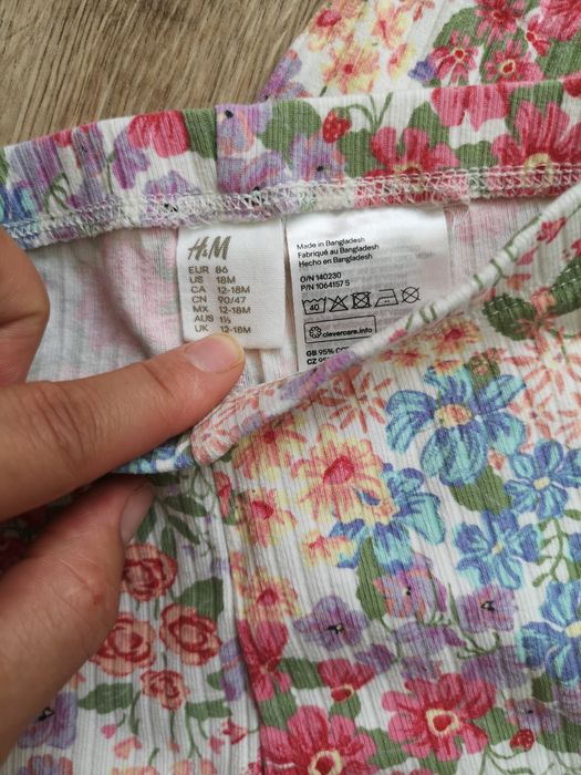 Set h&m, mărimea 80-86.