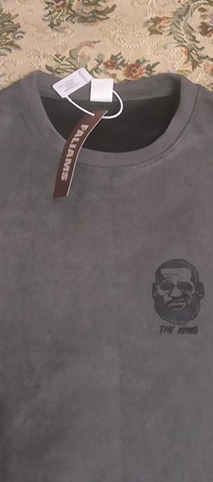 Продам бархатную толстовку