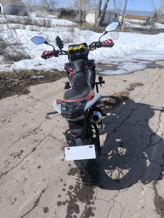 Мотоцикл эндуро  250