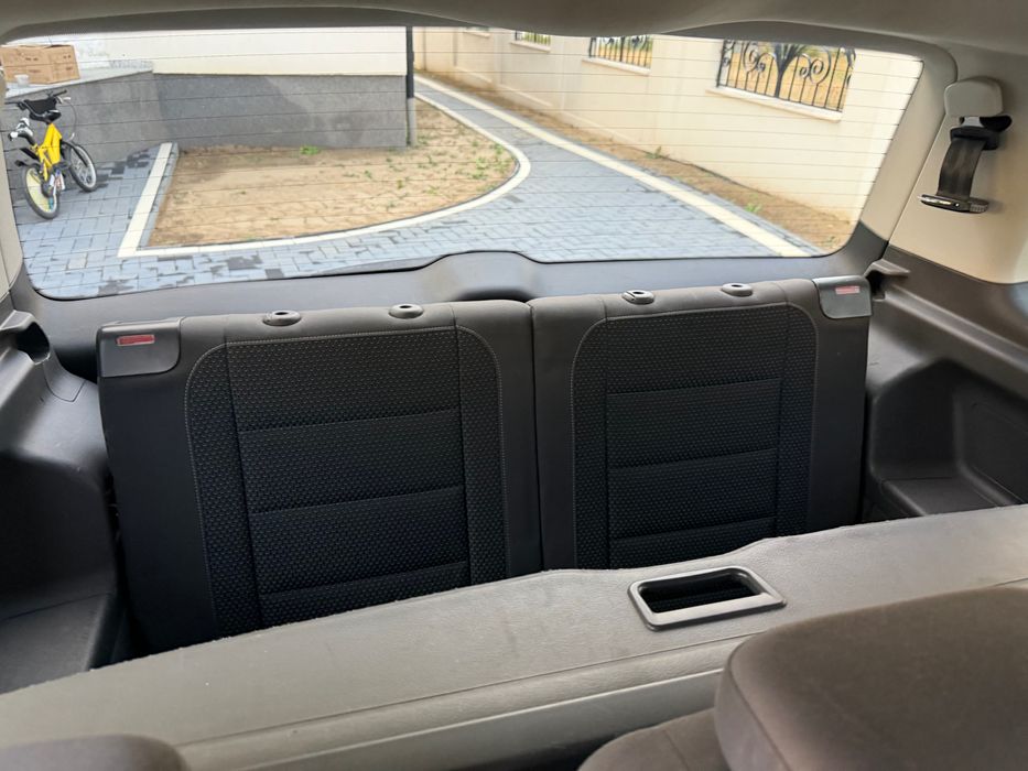 Volkswagen Touran 1.6 tdi