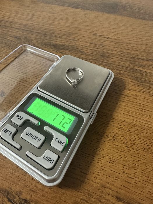 Кольцо с бриллиантами