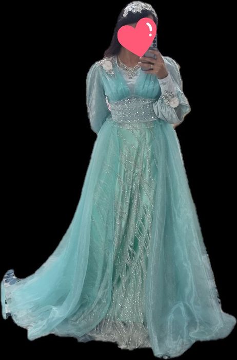 Vechirni koylak kelinlar uchun