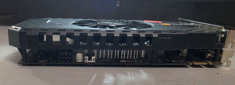 Видеокарта Geforce GTX 950 2 GB
