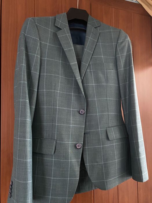 Классический костюм