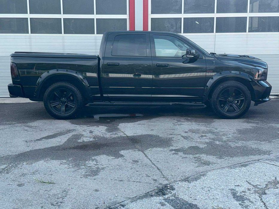 Dodge RAM 1500 5.7L