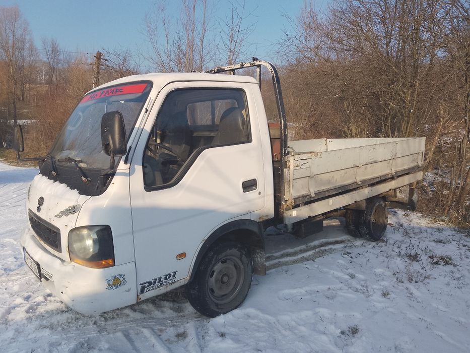 Vând KIA k 2500 tci basculabila