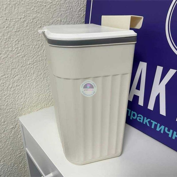 Кошче за отпадъци с капак за висящ монтаж на врата на шкаф 9л