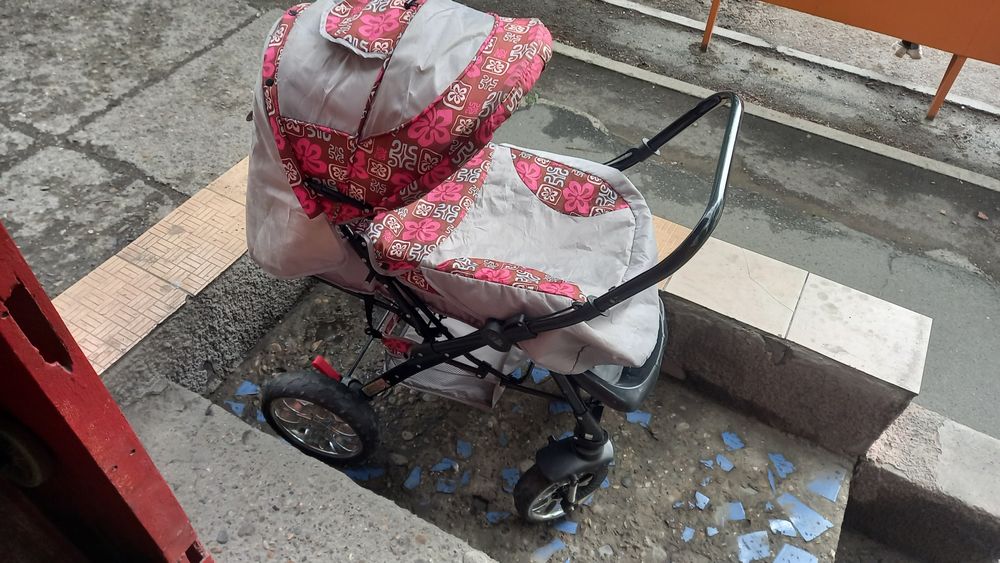 Продам коляска детская