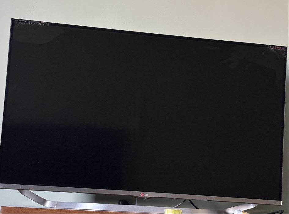 Смарт Телевизор LG на запчасти