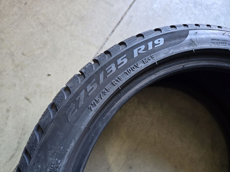 275/35/19//245/40/19 Pirelli Runflat