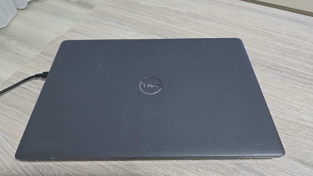Laptop Dell i5gen10,16Gb ddr4, ssd 256Gb, displa14"HD, windows11pro