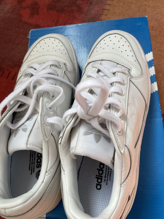 Продам женские кеды adidas original