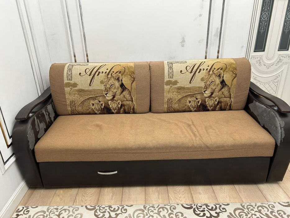 Диван для гостиной