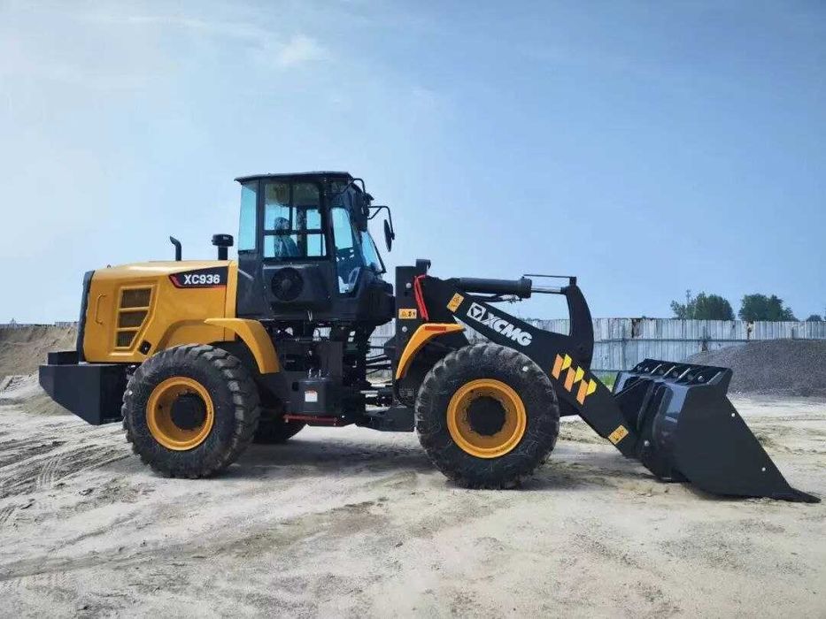 Фронтальный погрузчик XCMG XC936  1,8 куба  Джойстик - Рычаг