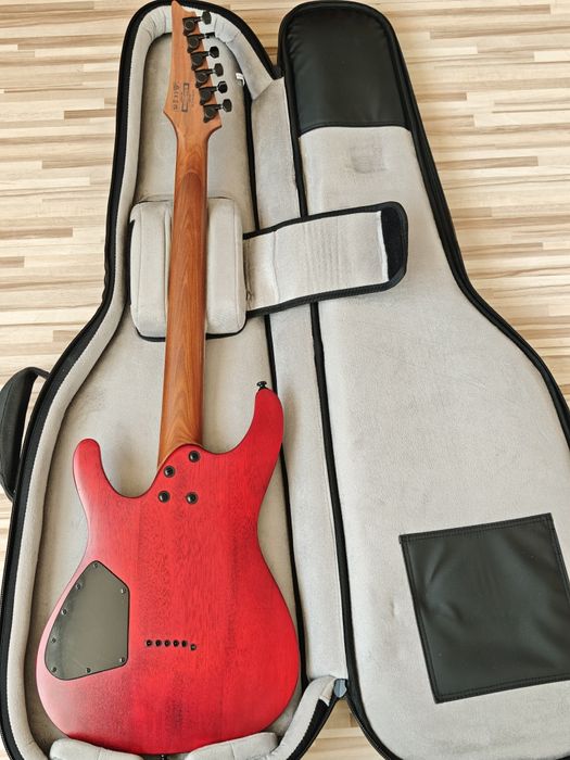 [Vând] Ibanez SEW761CW + padded case