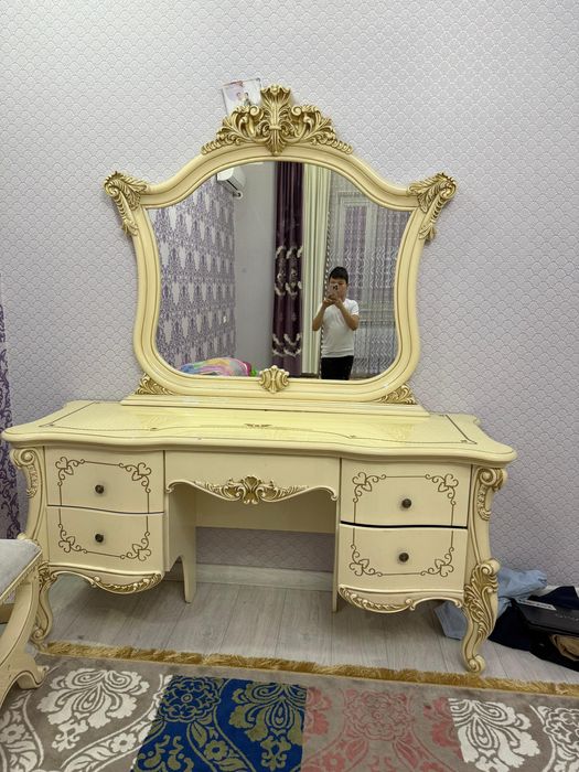 туалетный столик