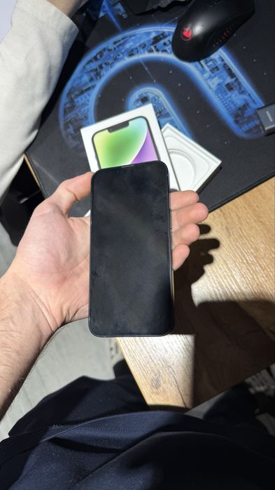 Iphone 14 ideyal karobka dakiment bor