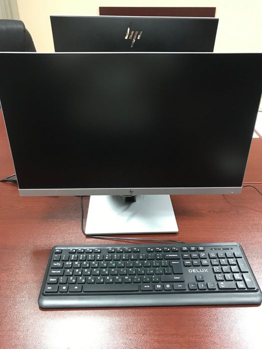 Компютър с монитор HP