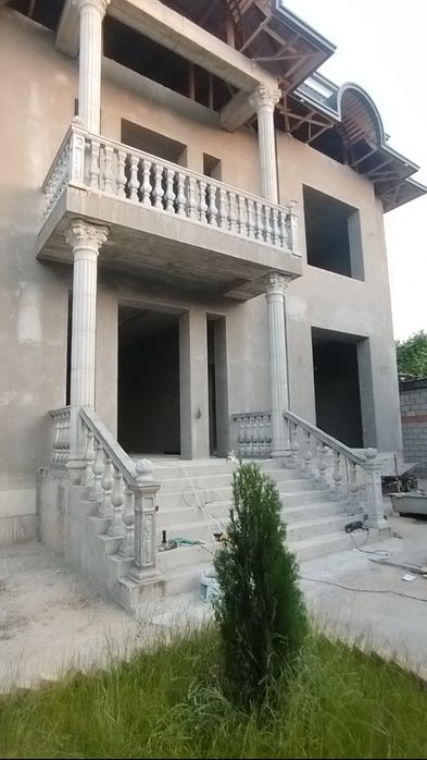 Balyasina beton panjara , Perilla