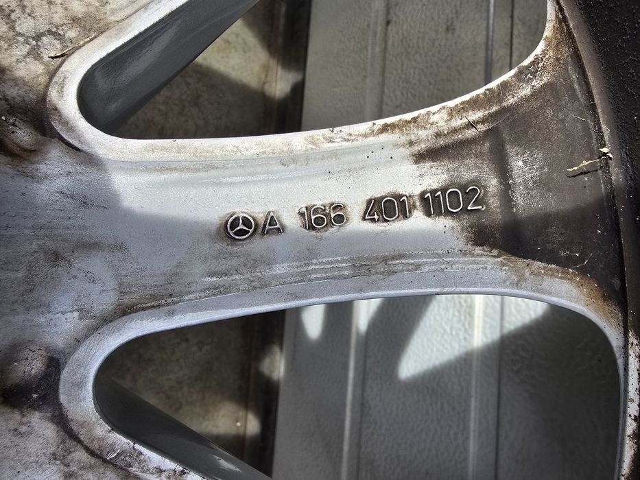 18 цола джанти 5x112 от MERCEDES ML с гуми 265/60/18 MICHELIN